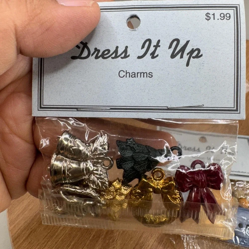 Dress It Up Novelty Buttons Charms Lot OS Multicolor Teapot Floral‎ Crafting